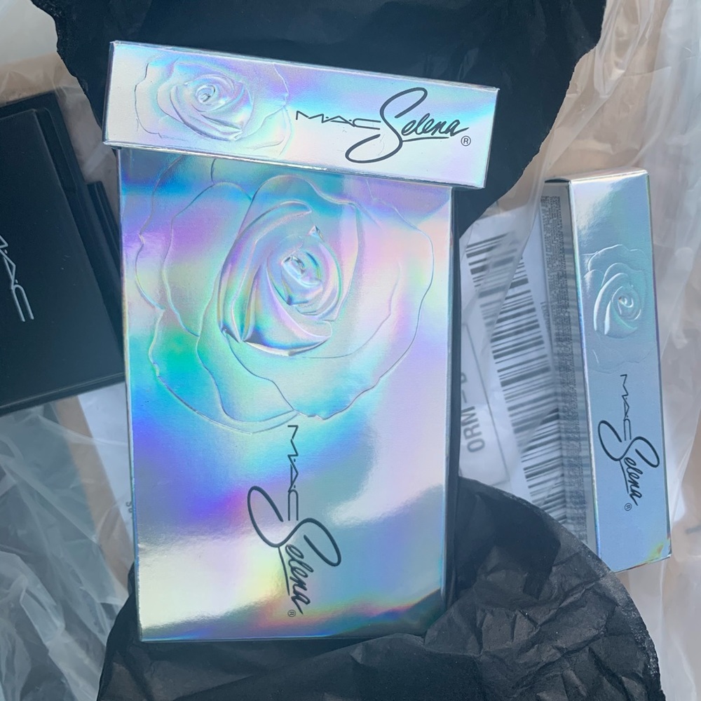 Mac Selena Collection